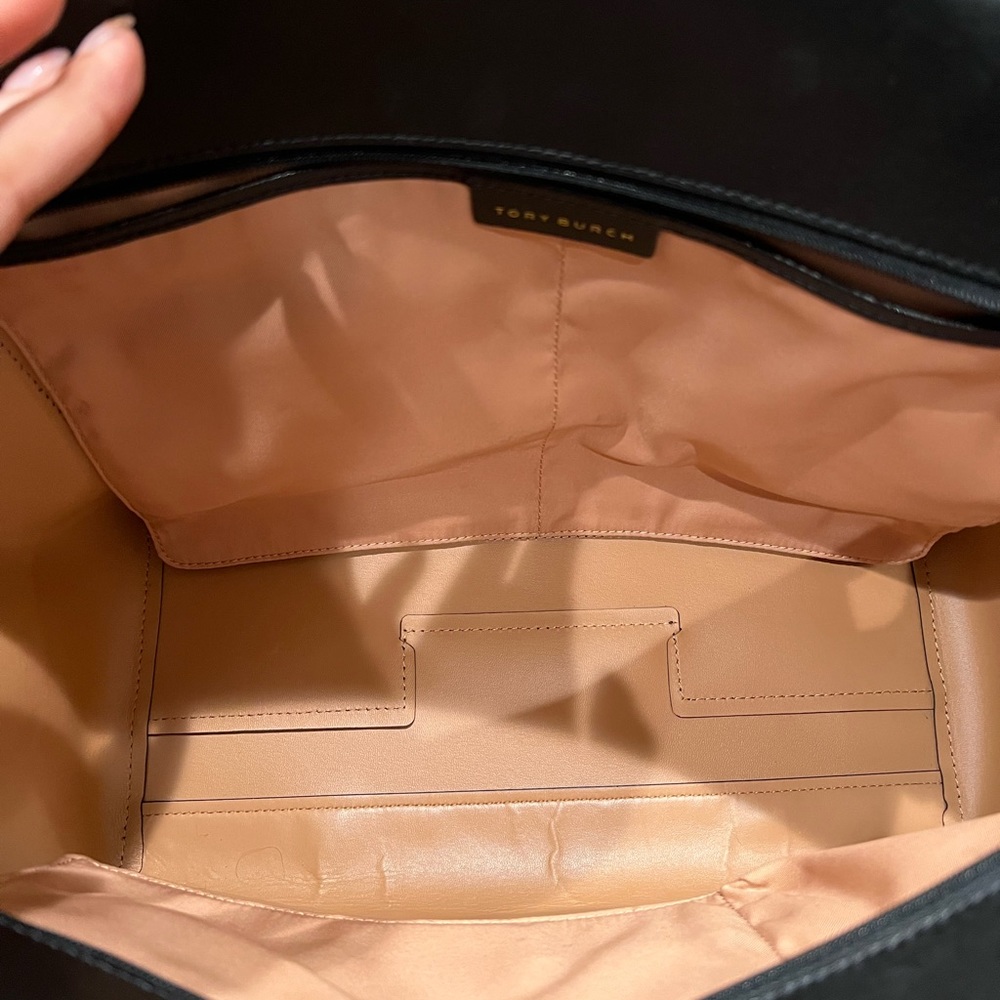 Like New Tory Burch Tote - Picture 4 of 9